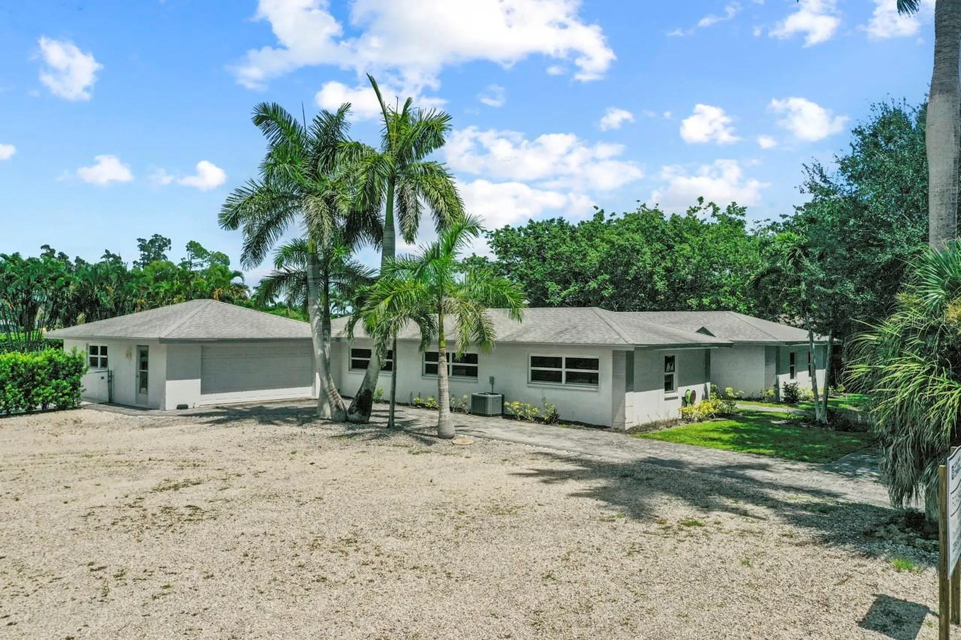 101-105 Saint Andrews Boulevard Naples FL 34113
