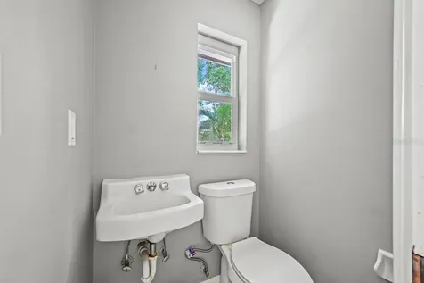 101-105 Saint Andrews Boulevard Naples FL 34113
