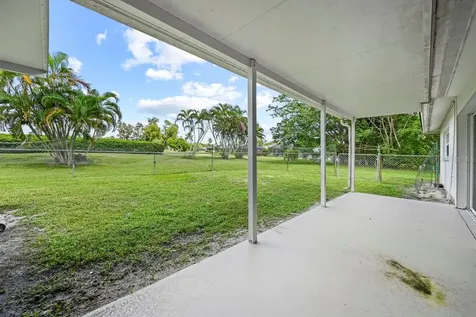 101-105 Saint Andrews Boulevard Naples FL 34113