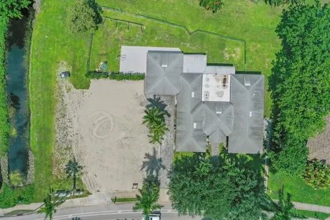 101-105 Saint Andrews Boulevard Naples FL 34113