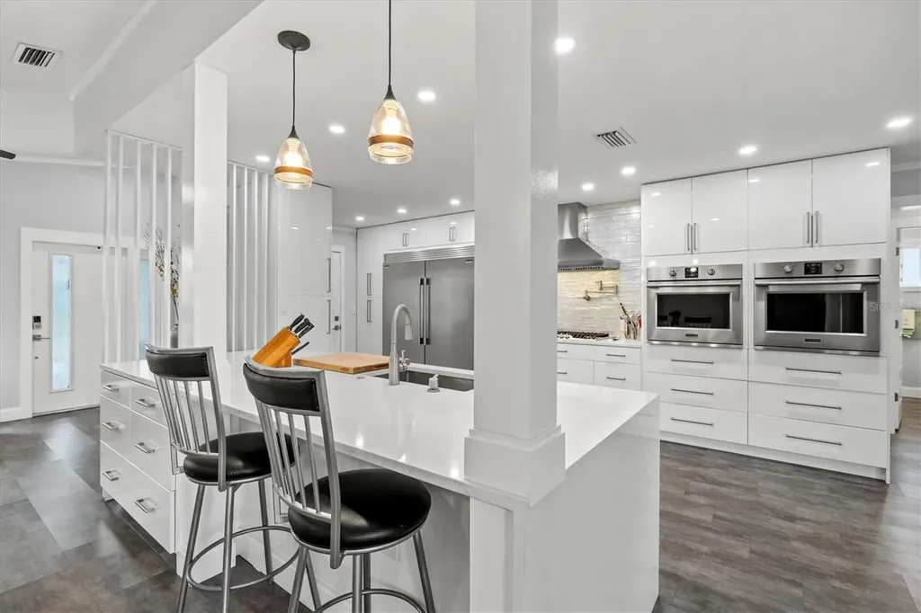 4811 Glenbrooke Drive Sarasota FL 34243