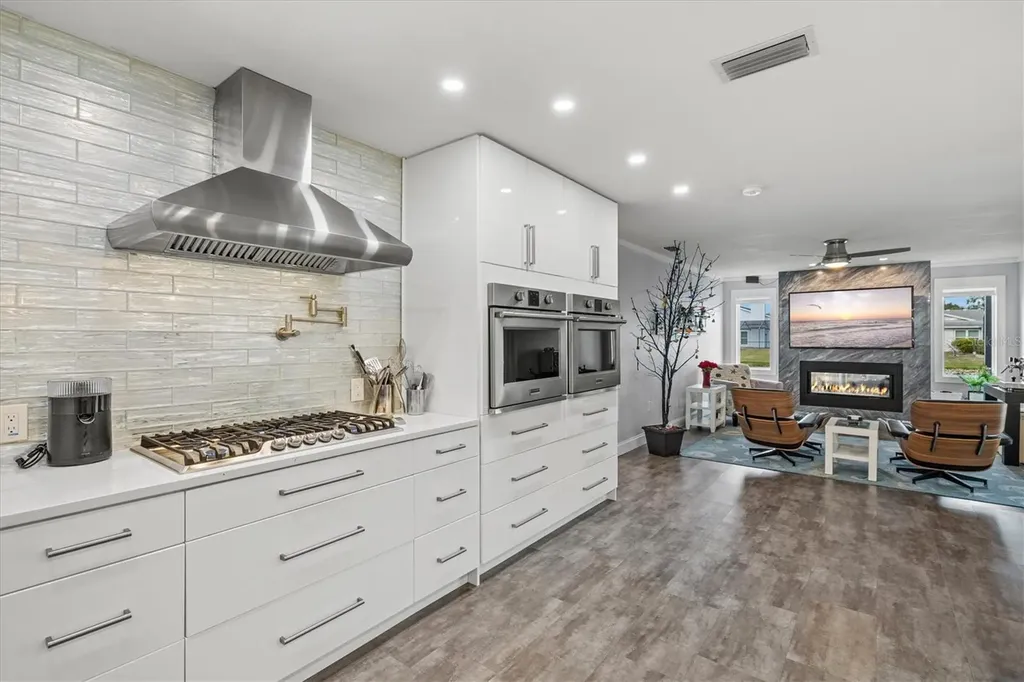 4811 Glenbrooke Drive Sarasota FL 34243
