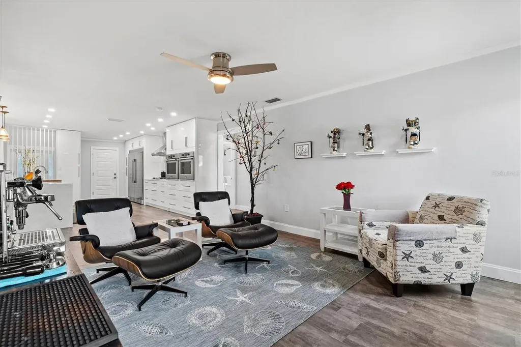 4811 Glenbrooke Drive Sarasota FL 34243