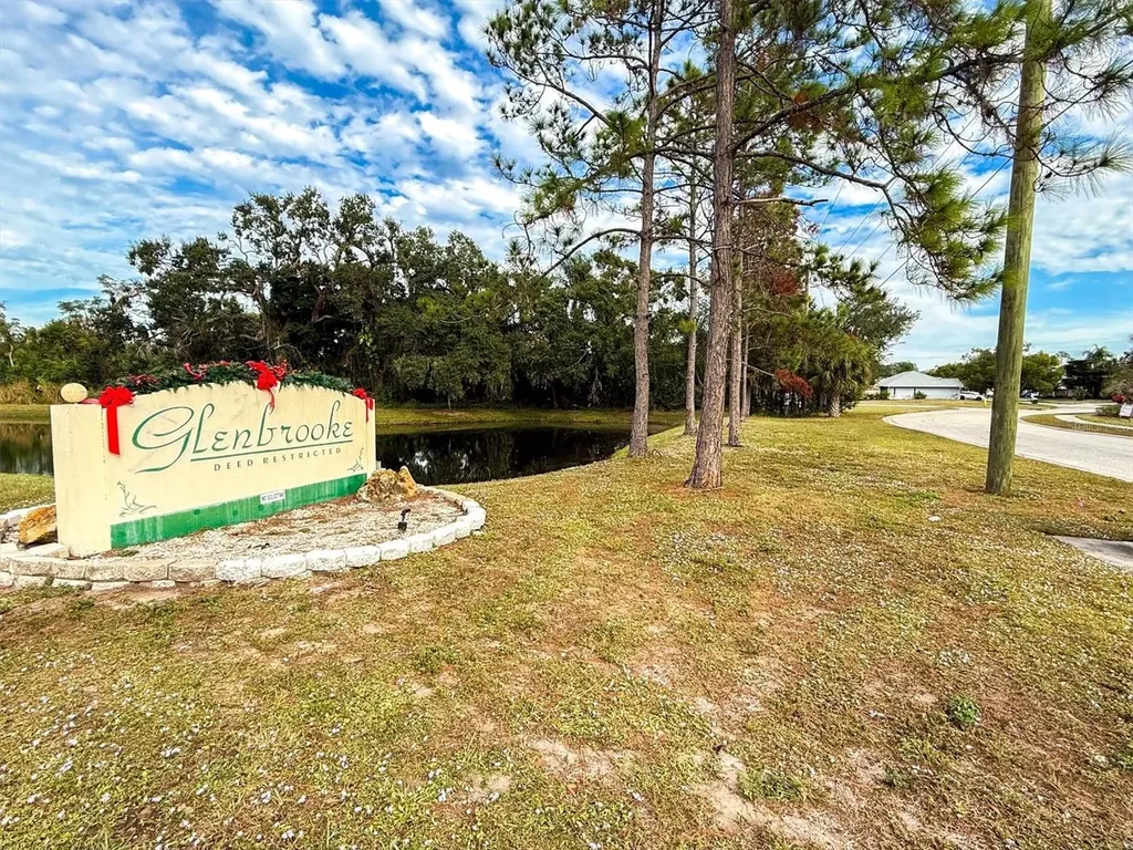 4811 Glenbrooke Drive Sarasota FL 34243