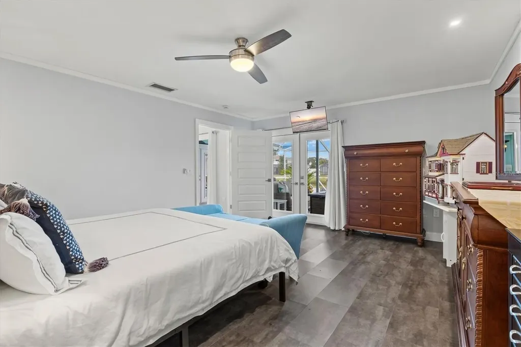 4811 Glenbrooke Drive Sarasota FL 34243