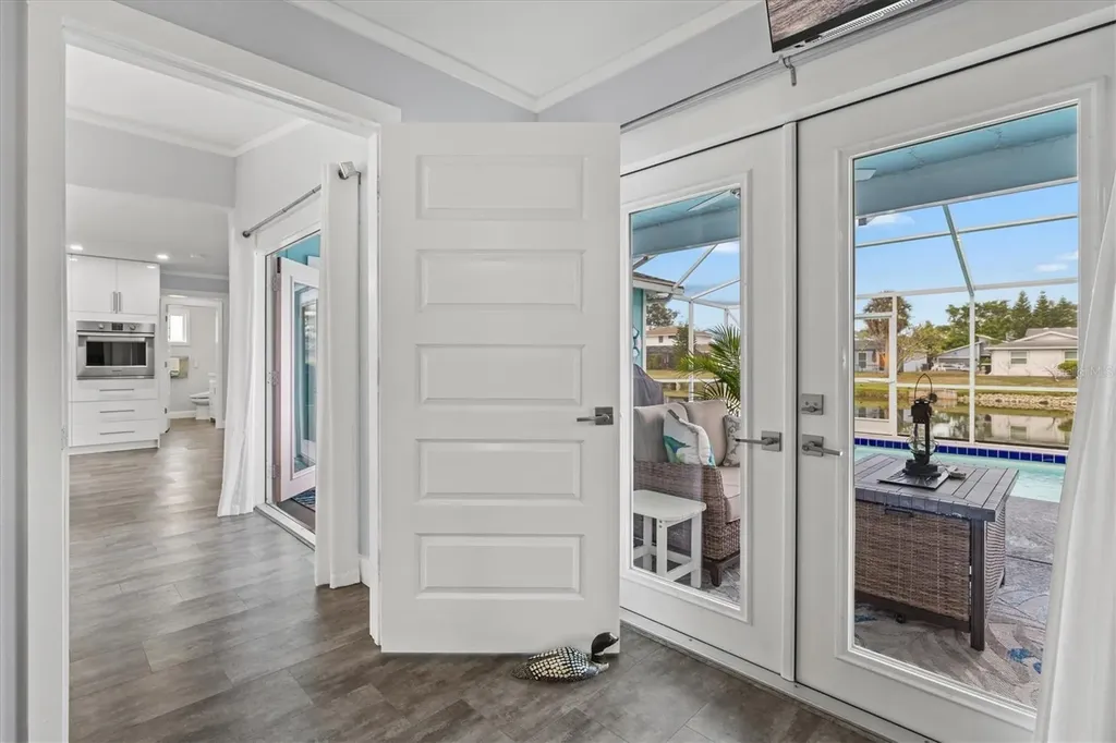 4811 Glenbrooke Drive Sarasota FL 34243