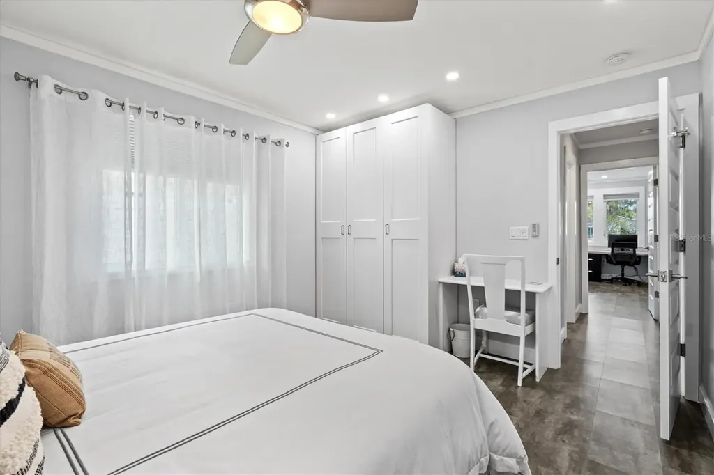 4811 Glenbrooke Drive Sarasota FL 34243