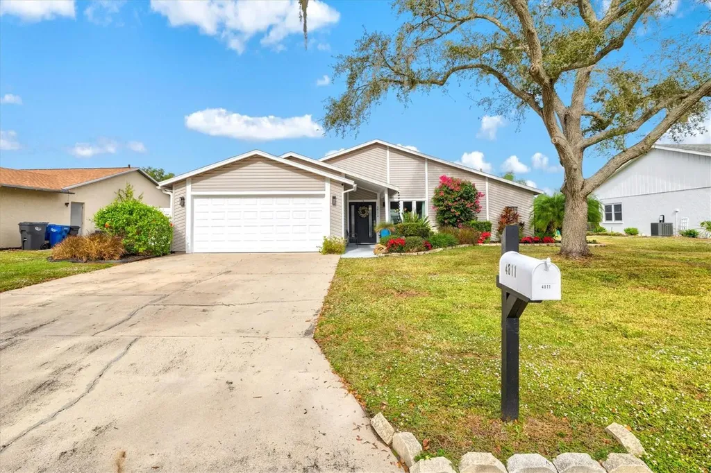 4811 Glenbrooke Drive Sarasota FL 34243