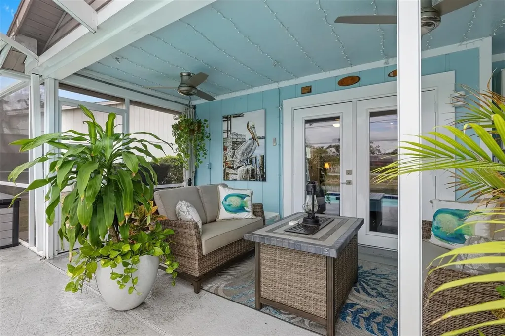4811 Glenbrooke Drive Sarasota FL 34243