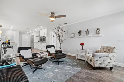 4811 Glenbrooke Drive Sarasota FL 34243