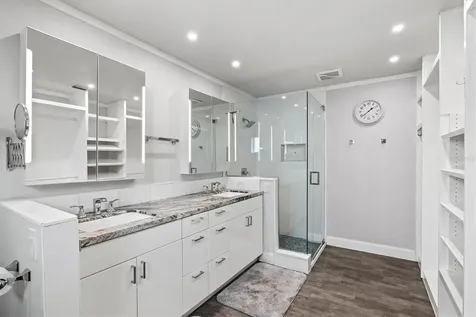 4811 Glenbrooke Drive Sarasota FL 34243