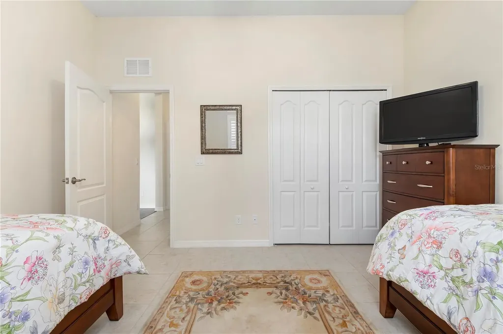 4720 Claremont Park Drive Bradenton FL 34211