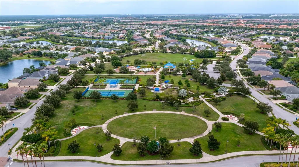 4720 Claremont Park Drive Bradenton FL 34211