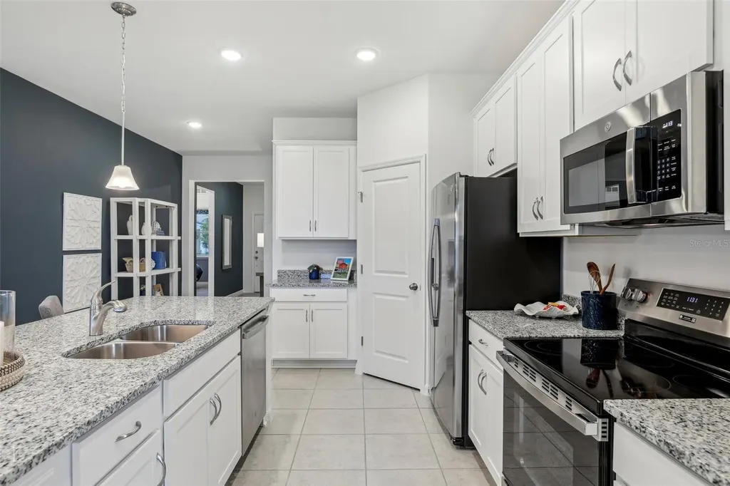 9217 Harris Hawk Drive Leesburg FL 34788