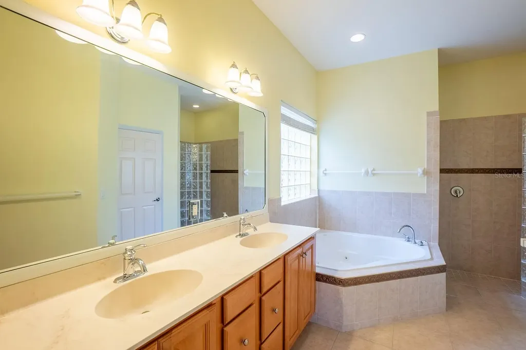 79 Southlake Drive Palm Coast FL 32137