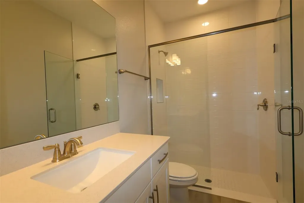 2711 Ravencliffe Terrace Oviedo FL 32765
