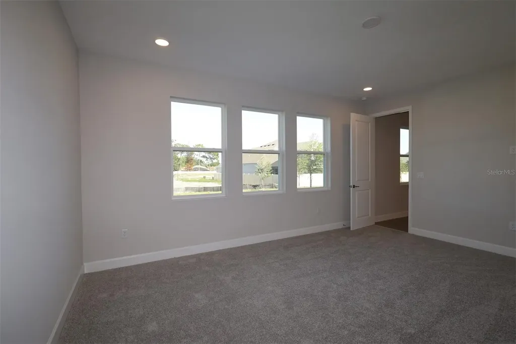 2711 Ravencliffe Terrace Oviedo FL 32765