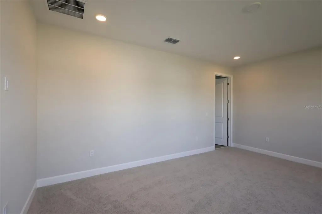 2711 Ravencliffe Terrace Oviedo FL 32765