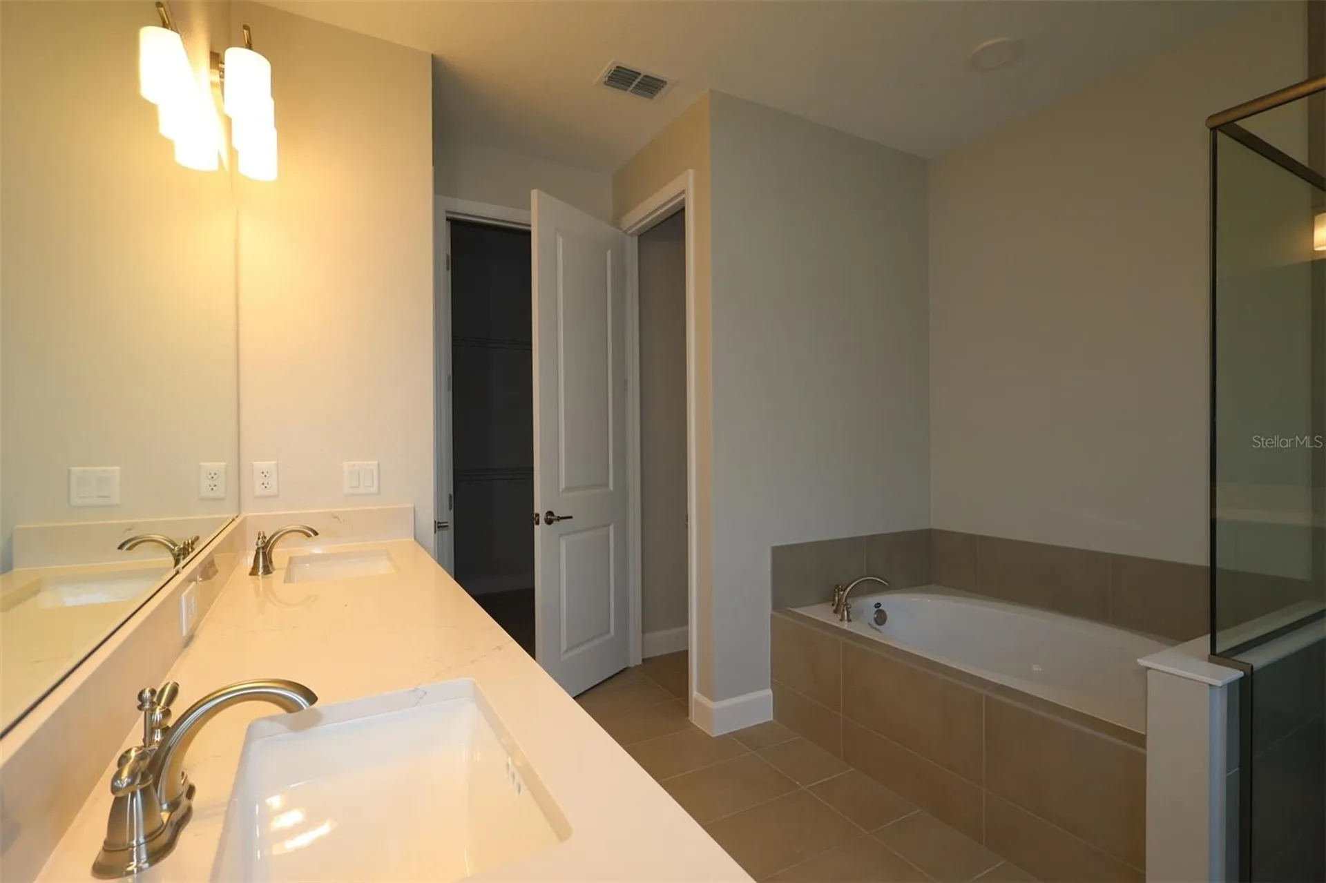 2711 Ravencliffe Terrace Oviedo FL 32765