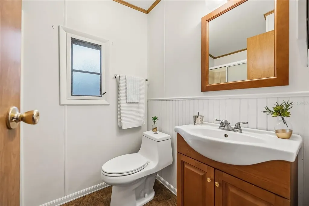 2446 Fairbluff Circle Zellwood FL 32798