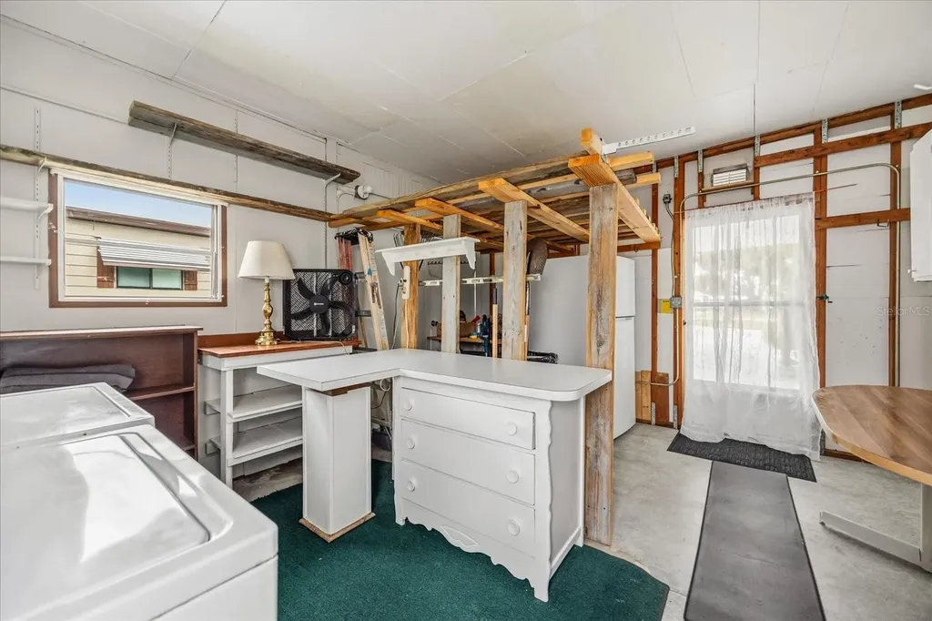 2446 Fairbluff Circle Zellwood FL 32798