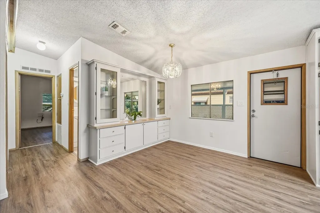2446 Fairbluff Circle Zellwood FL 32798