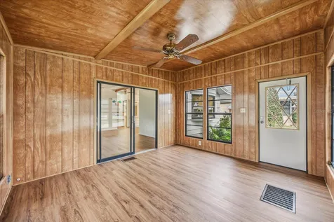 2446 Fairbluff Circle Zellwood FL 32798