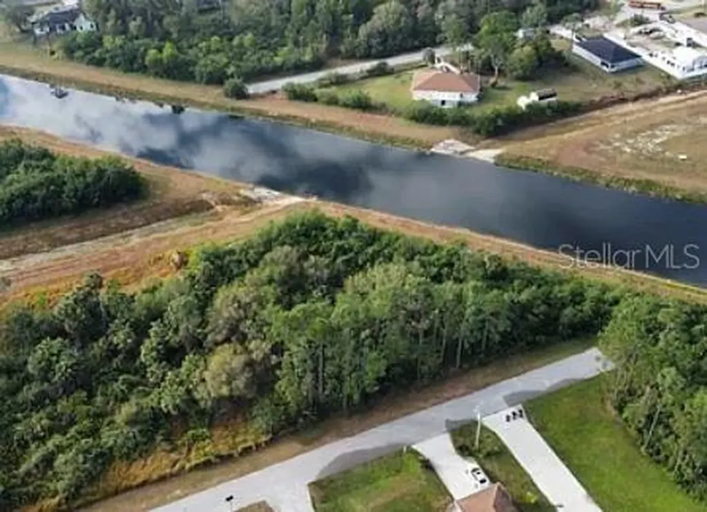 2805 17th Street W Lehigh Acres FL 33971