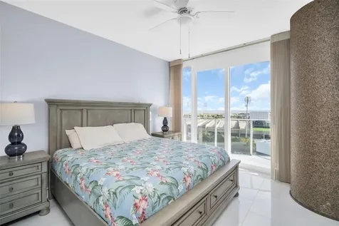175 1st Street S St Petersburg FL 33701