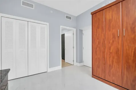 175 1st Street S St Petersburg FL 33701