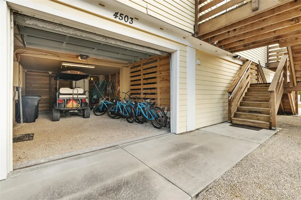 4503-4505 102nd Street W Bradenton FL 34210