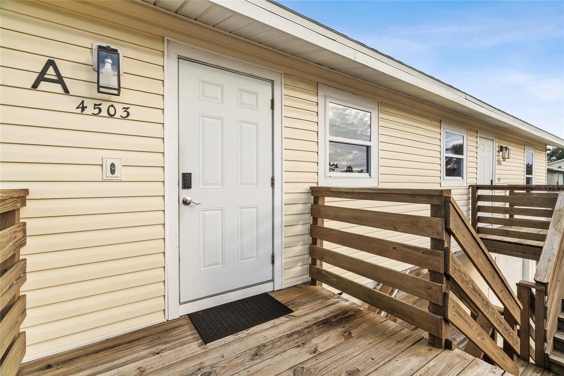 4503-4505 102nd Street W Bradenton FL 34210