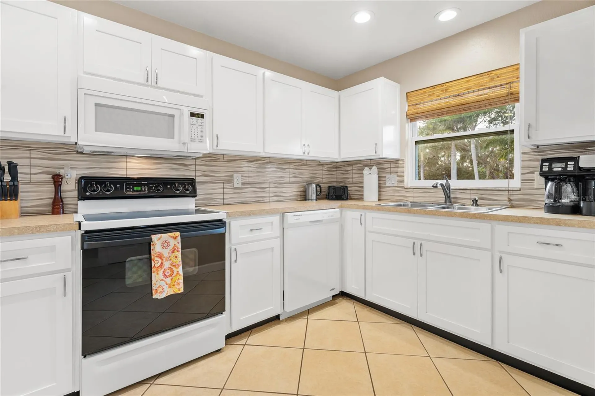 4503-4505 102nd Street W Bradenton FL 34210