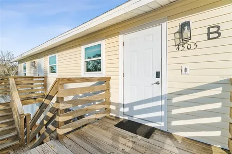 4503-4505 102nd Street W Bradenton FL 34210