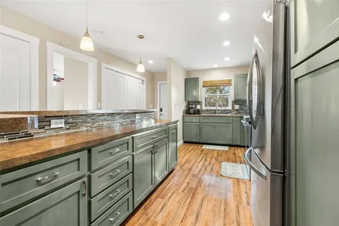 4503-4505 102nd Street W Bradenton FL 34210