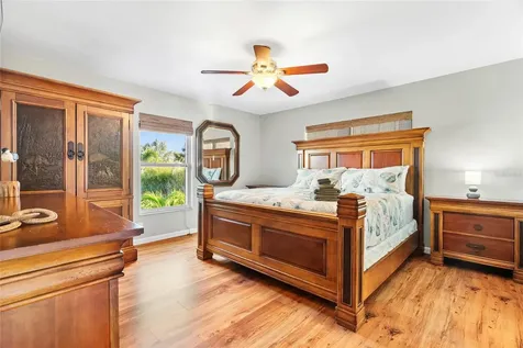 4503-4505 102nd Street W Bradenton FL 34210