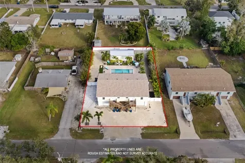 4503-4505 102nd Street W Bradenton FL 34210