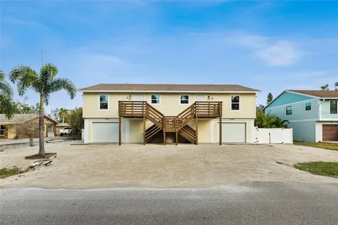 4503-4505 102nd Street W Bradenton FL 34210