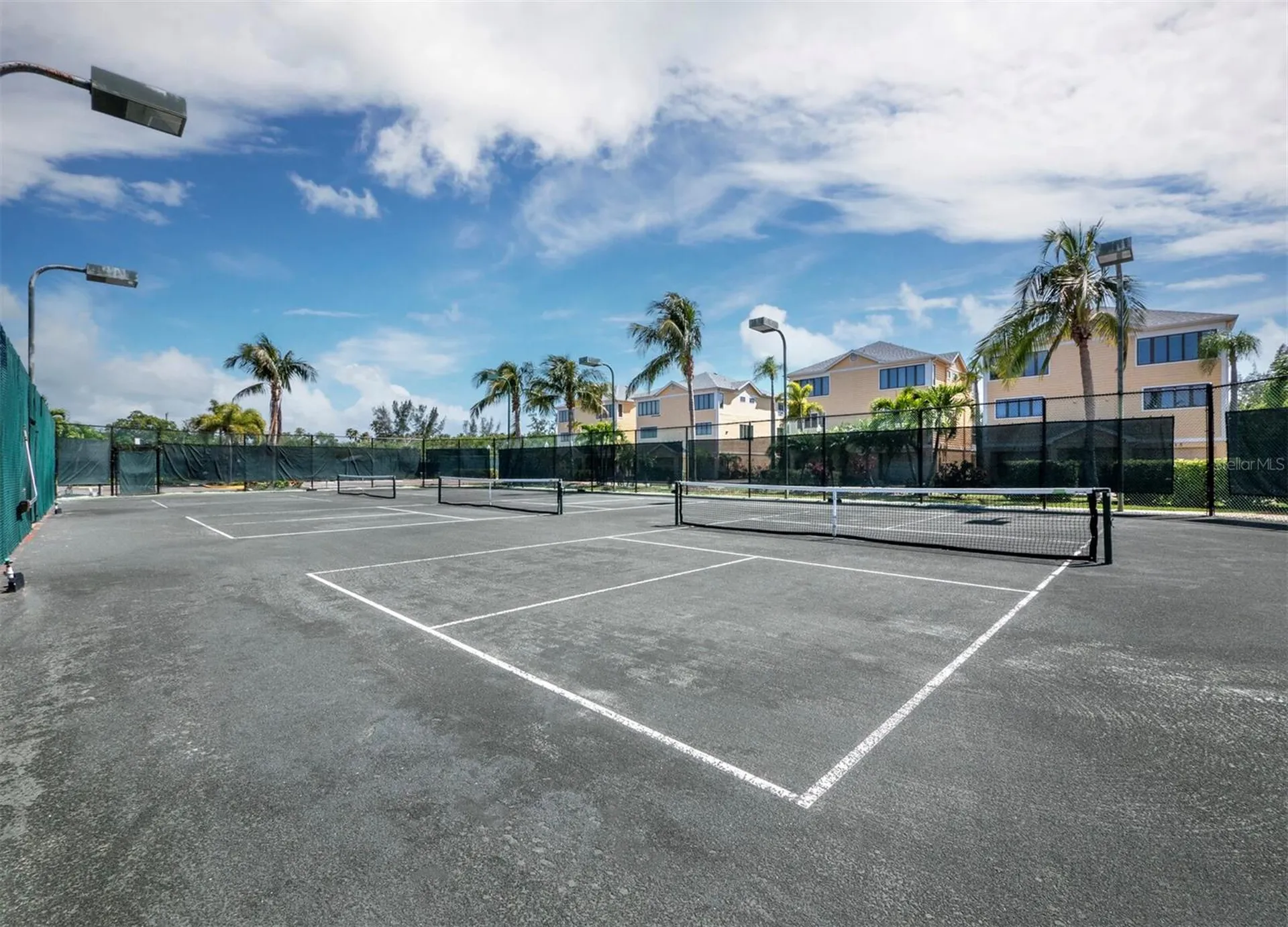 836 Evergreen Way Longboat Key FL 34228