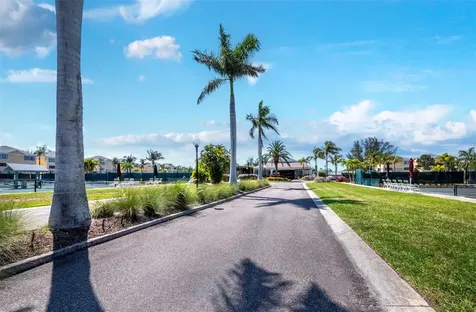 836 Evergreen Way Longboat Key FL 34228