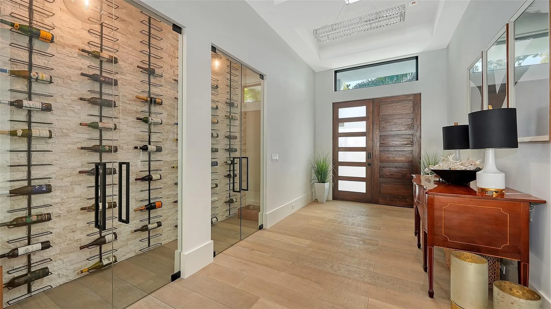 1421 N Lake Shore Drive Sarasota FL 34231