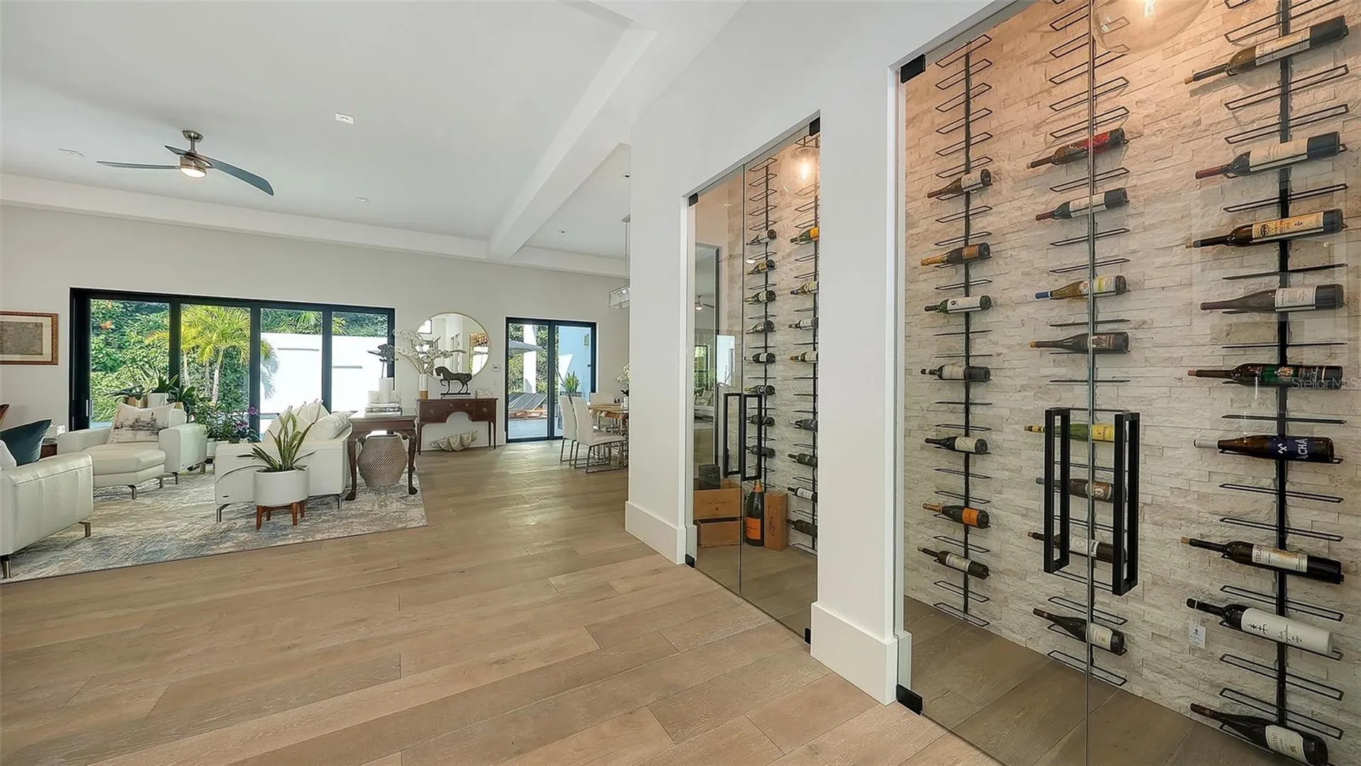 1421 N Lake Shore Drive Sarasota FL 34231