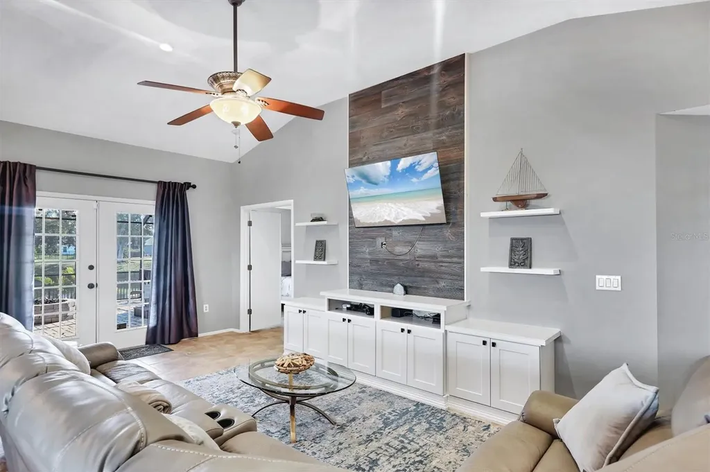 1003 45th Street E Bradenton FL 34208
