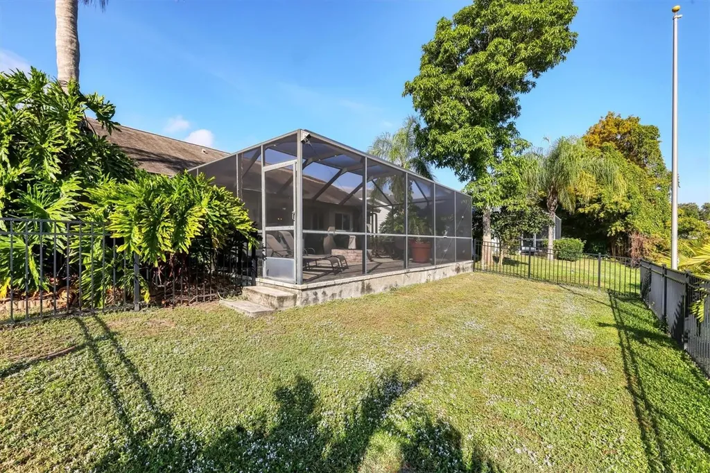 1003 45th Street E Bradenton FL 34208