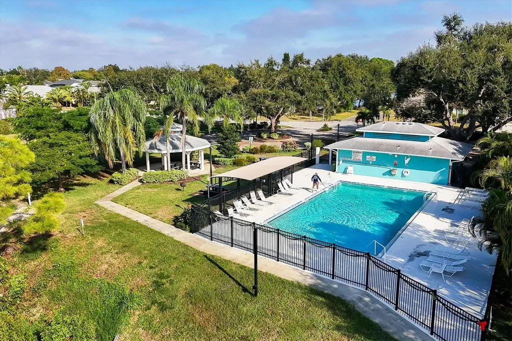 1003 45th Street E Bradenton FL 34208
