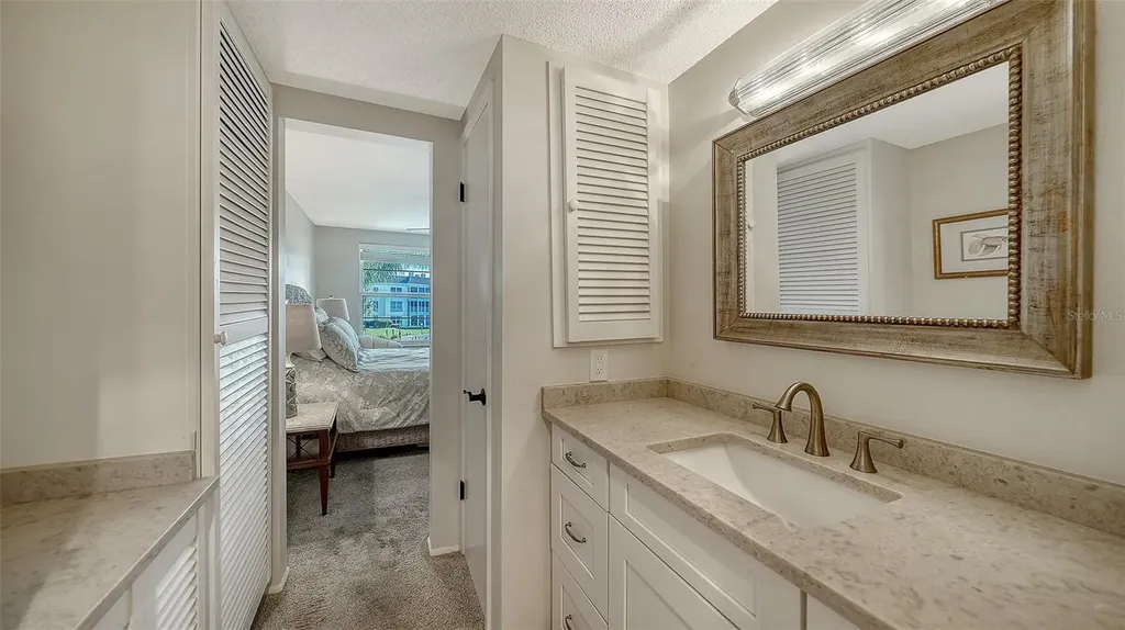 4370 Chatham Drive Longboat Key FL 34228