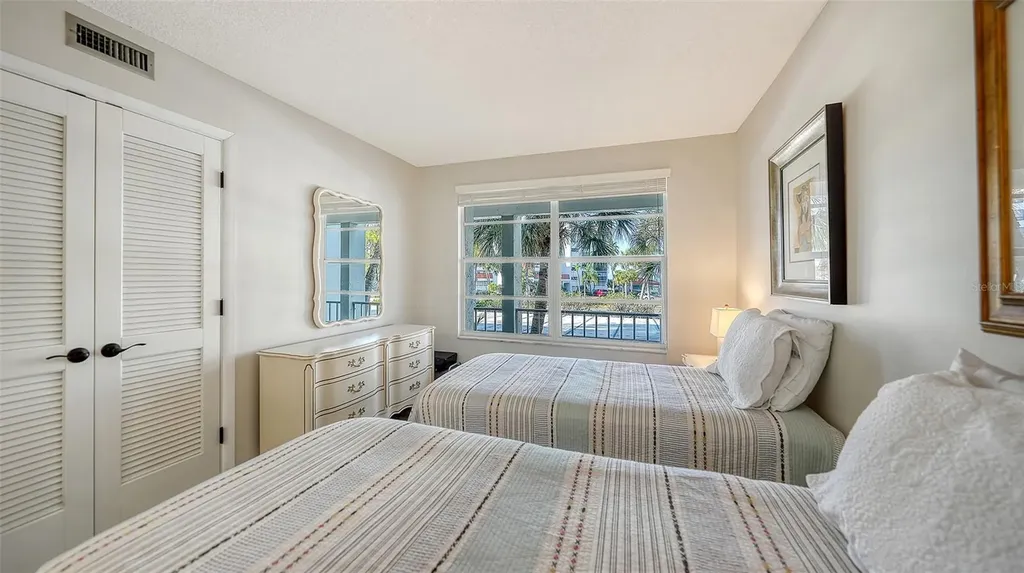 4370 Chatham Drive Longboat Key FL 34228