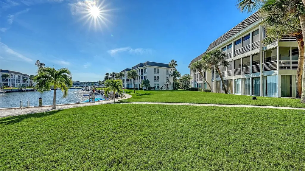 4370 Chatham Drive Longboat Key FL 34228