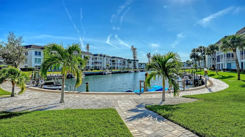4370 Chatham Drive Longboat Key FL 34228