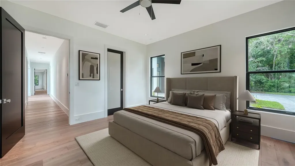 1429 N Lake Shore Drive Sarasota FL 34231